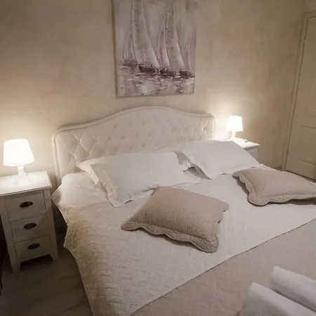 Arheo Apartment