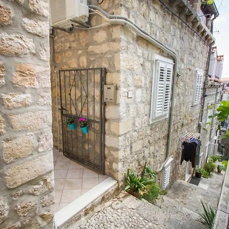 Arheo Apartament